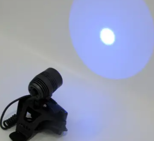 UV flashlight for leak detection